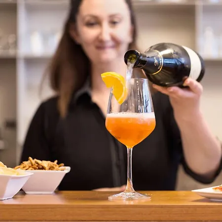 מלון Western Park פורדנונה