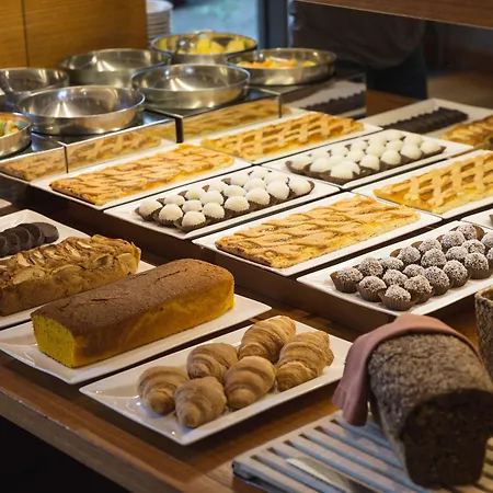 מלון Western Park פורדנונה