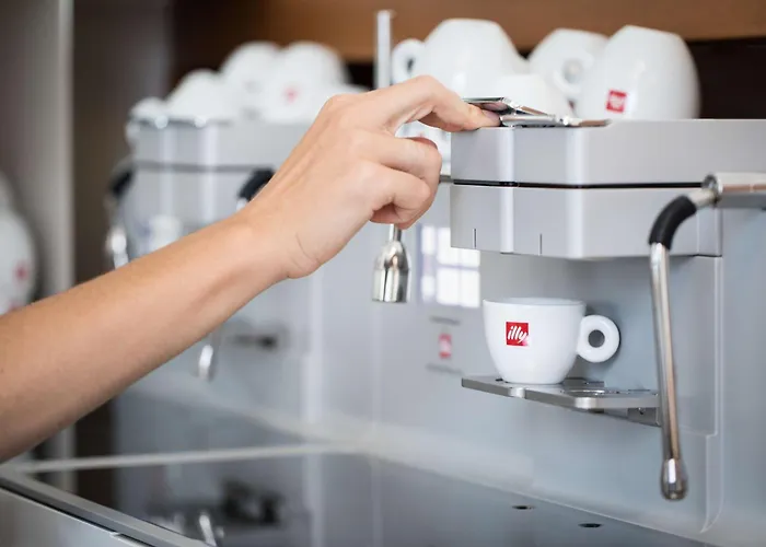 Western Park Hotel 4*