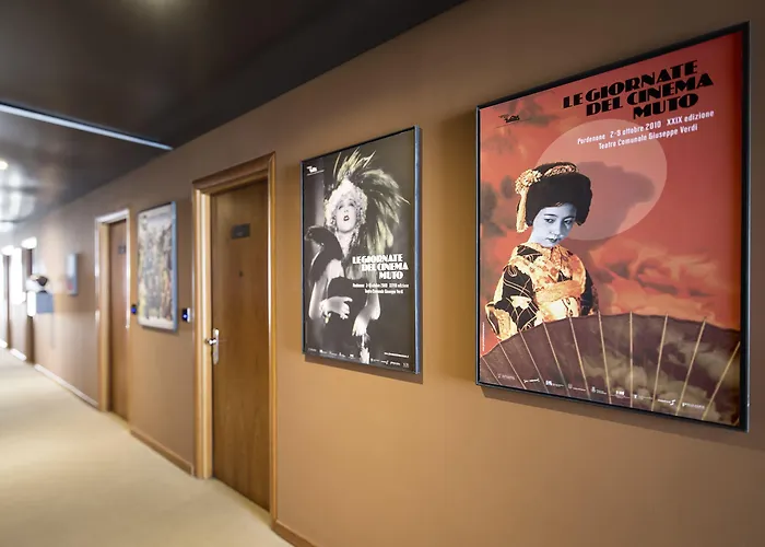 Hotel Western Park 4*